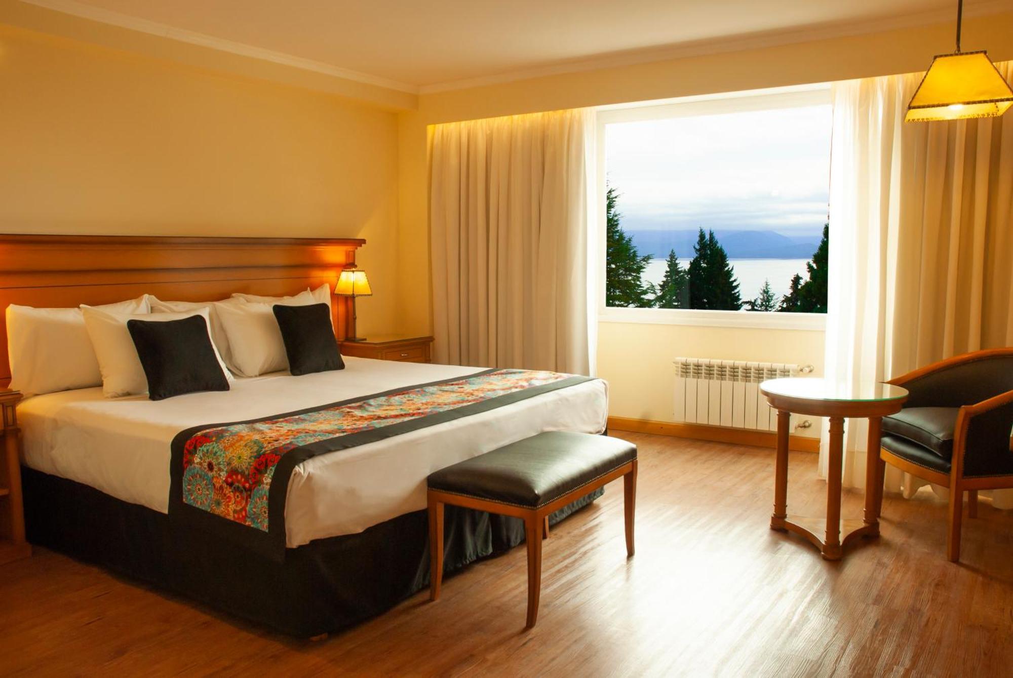 Huinid Bustillo Hotel & Spa San Carlos de Bariloche Pokoj fotografie